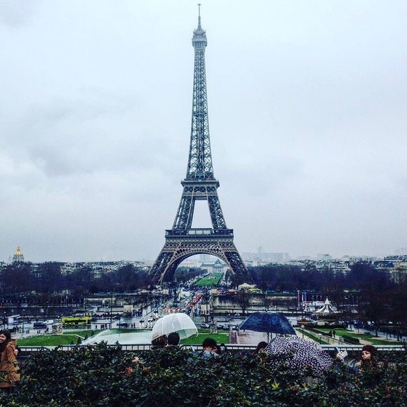 FRANCOPHILE & FASHIONISTA - Picture 3 of 13